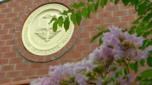 Beacon Campus seal flowers 01